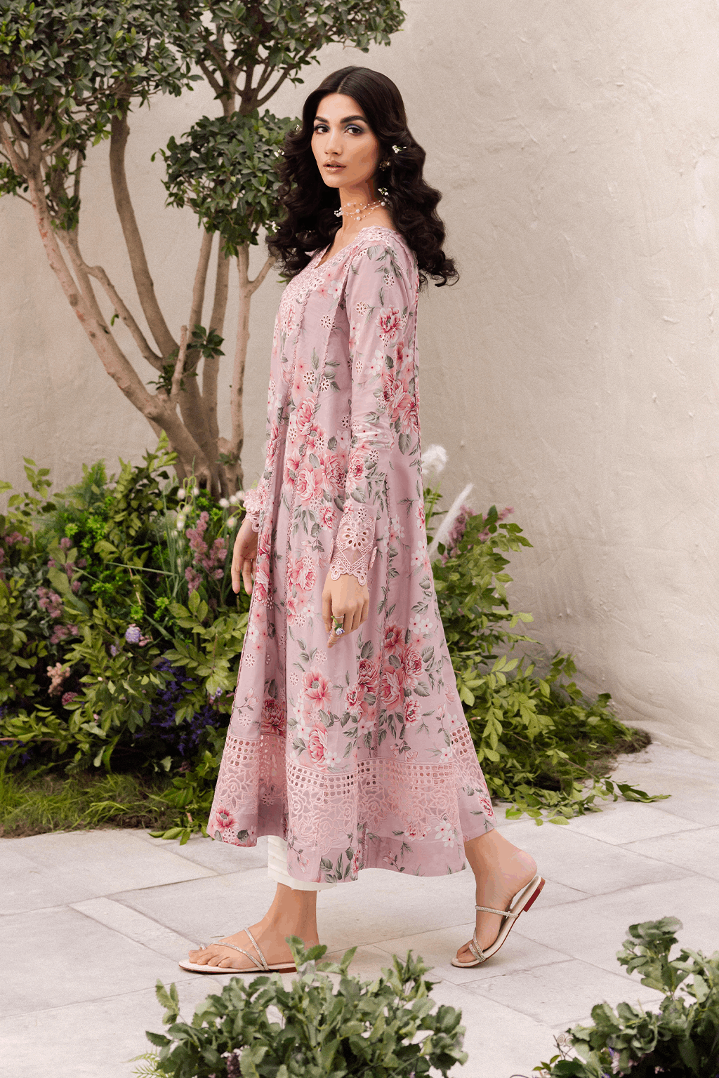 Iznik Pink Luxury Embroidered Pure Lawn 3 Piece