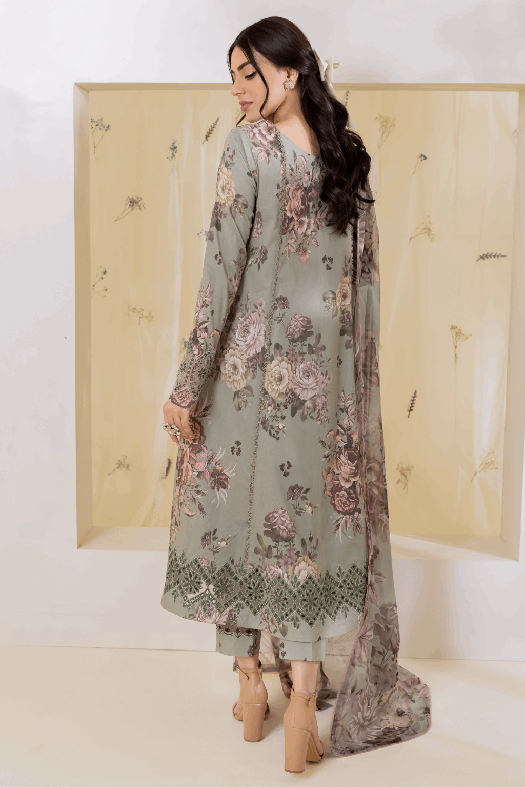 Iznik Pista Green Printed Lawn 3 Piece