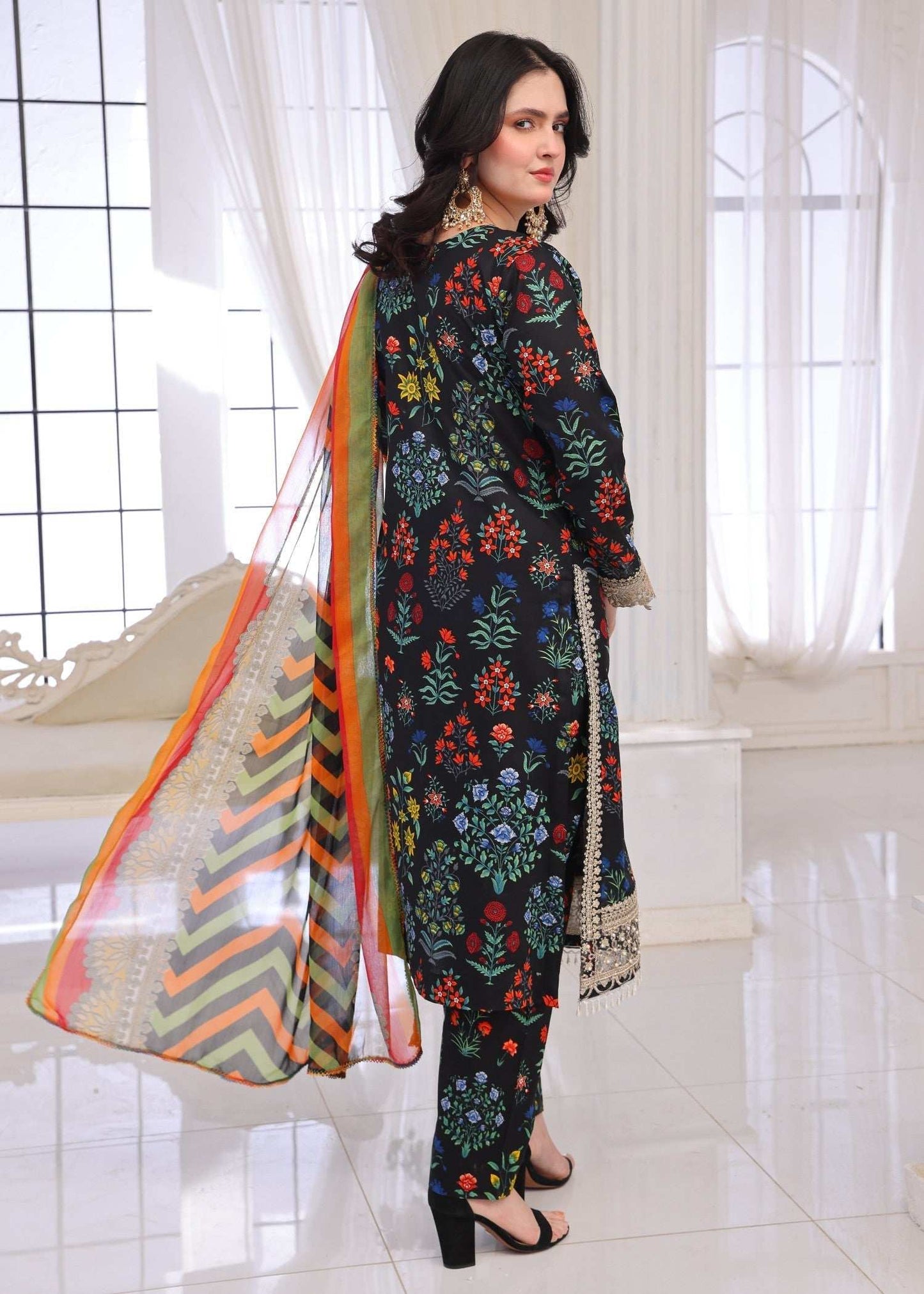 Baroque Luxury Embroidered Lawn 3 Piece Collection