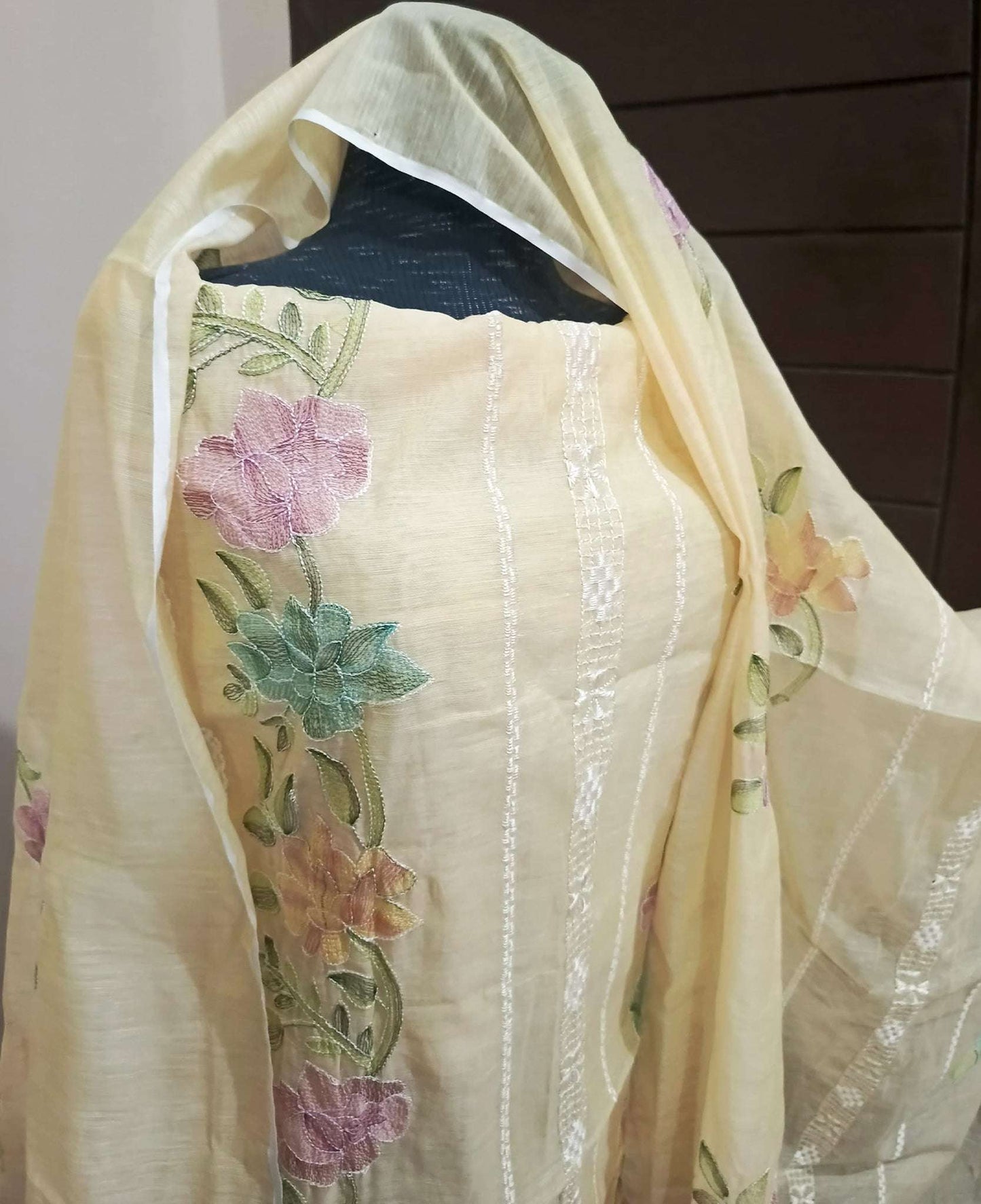 Manaz Paper cotton 2 Piece Kacha taanka Hand Embroidery style