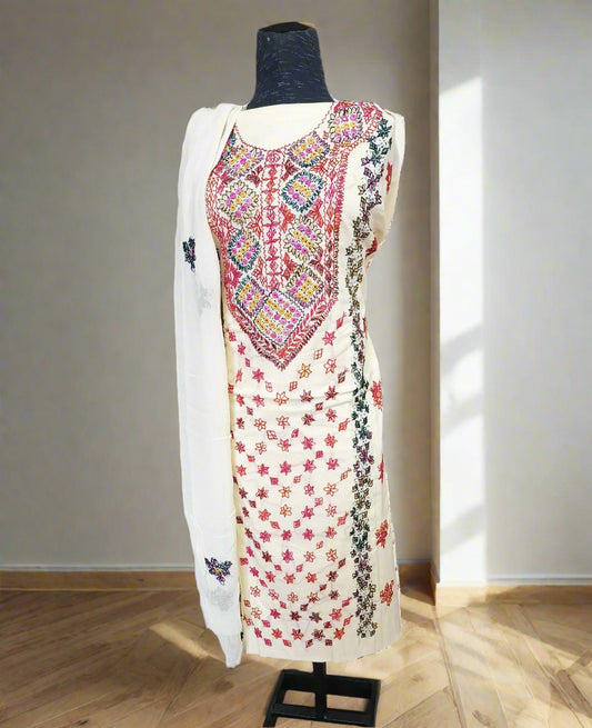Manaz Hand Embroidery 3 Piece Lawn Kashmiri Style
