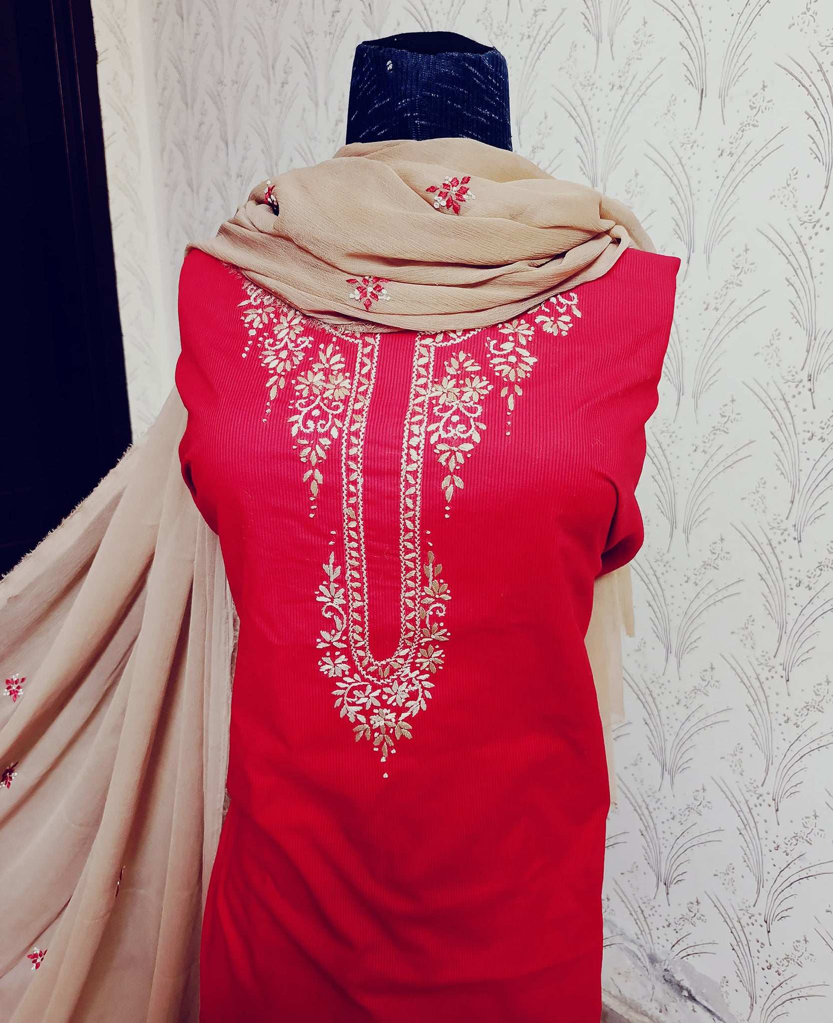 Manaz Doriya Lawn 3 Piece Hand Embroidery