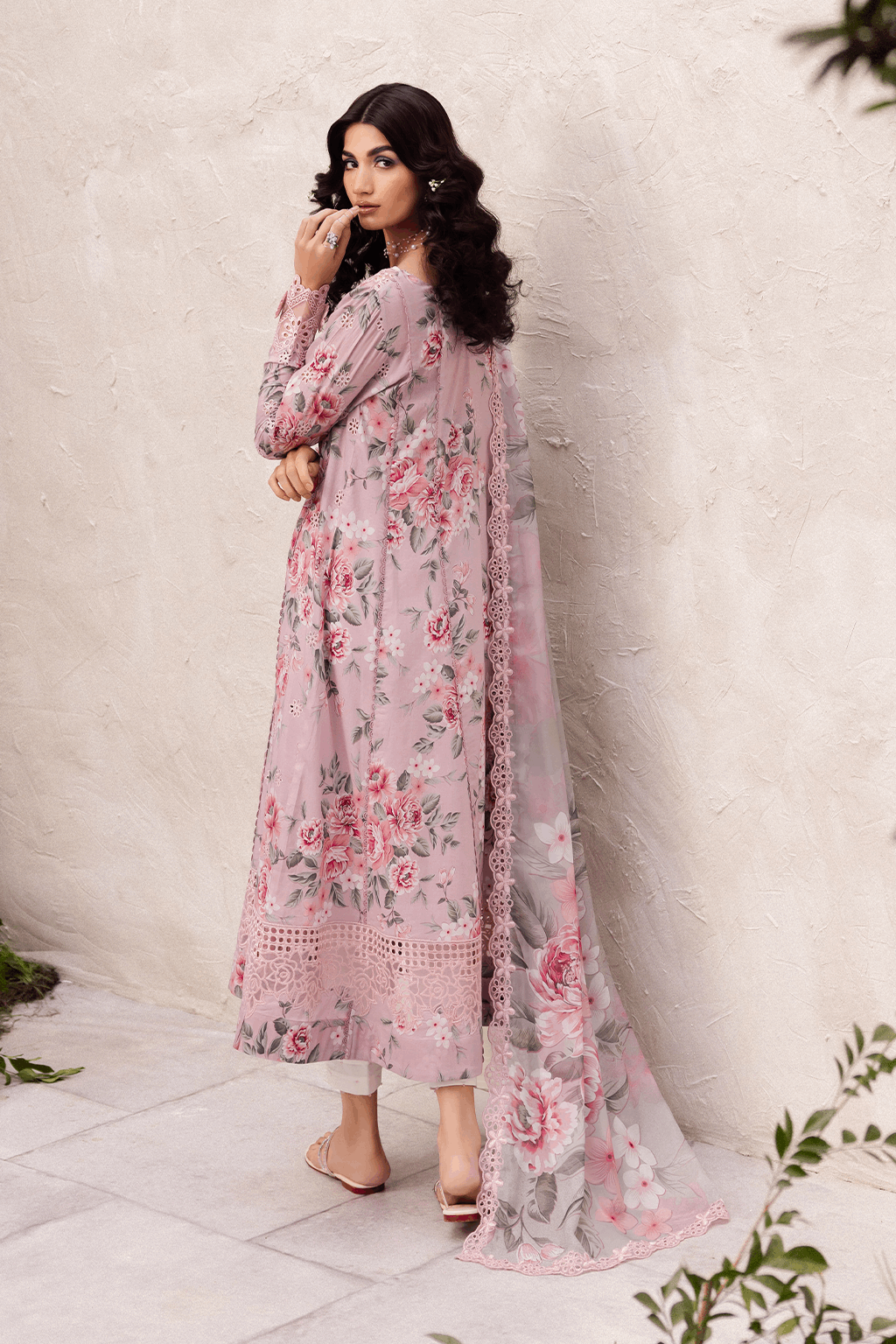 Iznik Pink Luxury Embroidered Pure Lawn 3 Piece