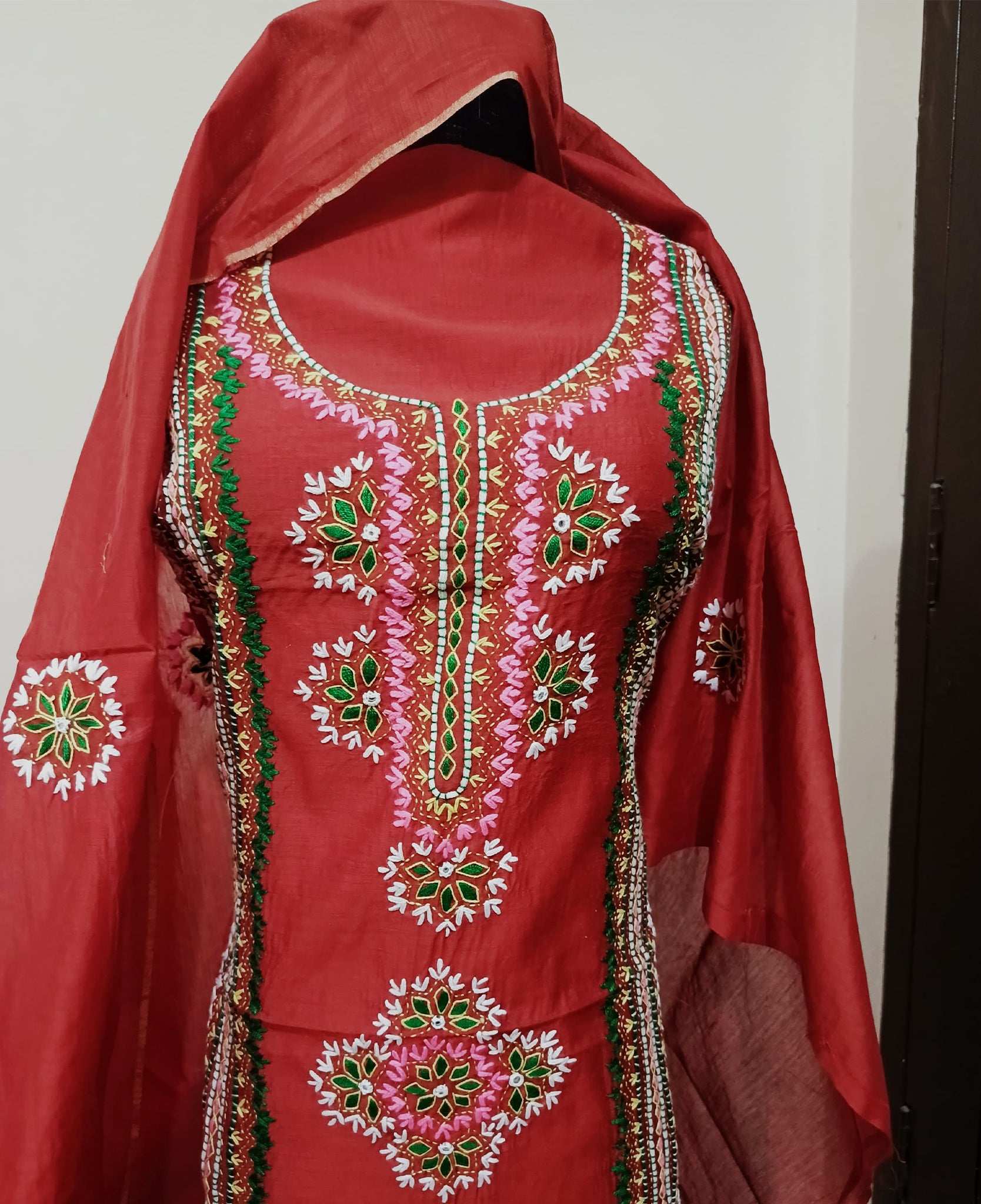 Manaz Paper cotton Hand Embroidery 2 Piece Kashmiri Style
