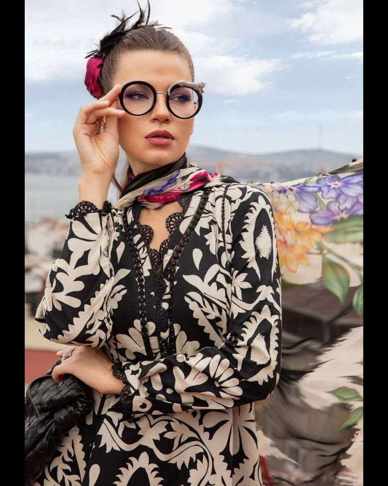 Maria B Black Embroidered Lawn 3 Piece