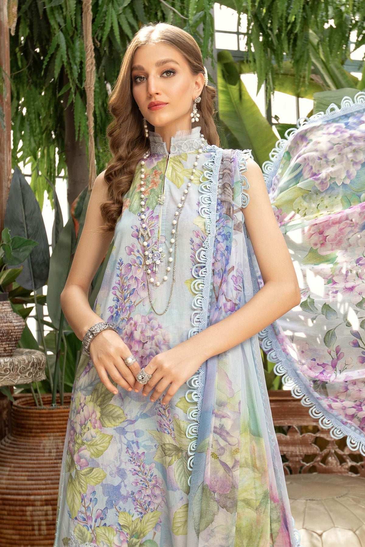 Maria B Embroidered Pure Lawn 3 piece